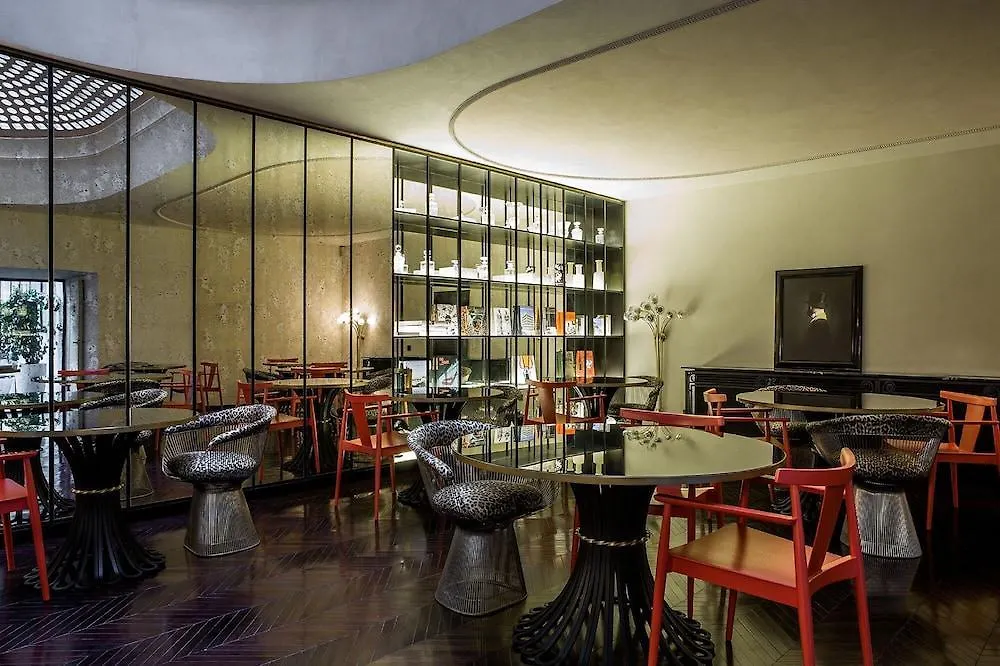 Du Rond-point Des Champs-elysees - Esprit De France 4*