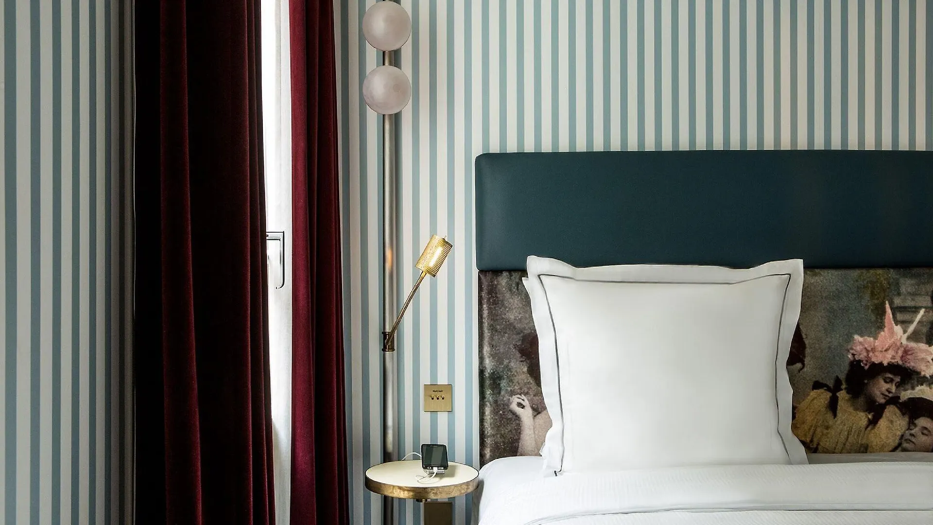 Hotel Du Rond-point Des Champs-elysees - Esprit De France Paris