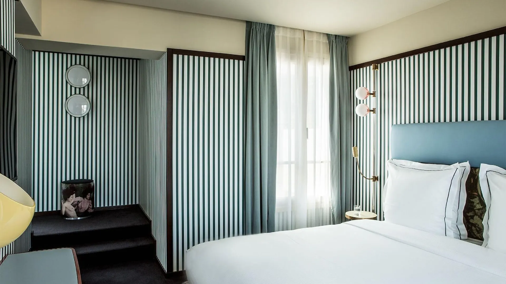 Du Rond-point Des Champs-élysées - Esprit De France Hotel 4*