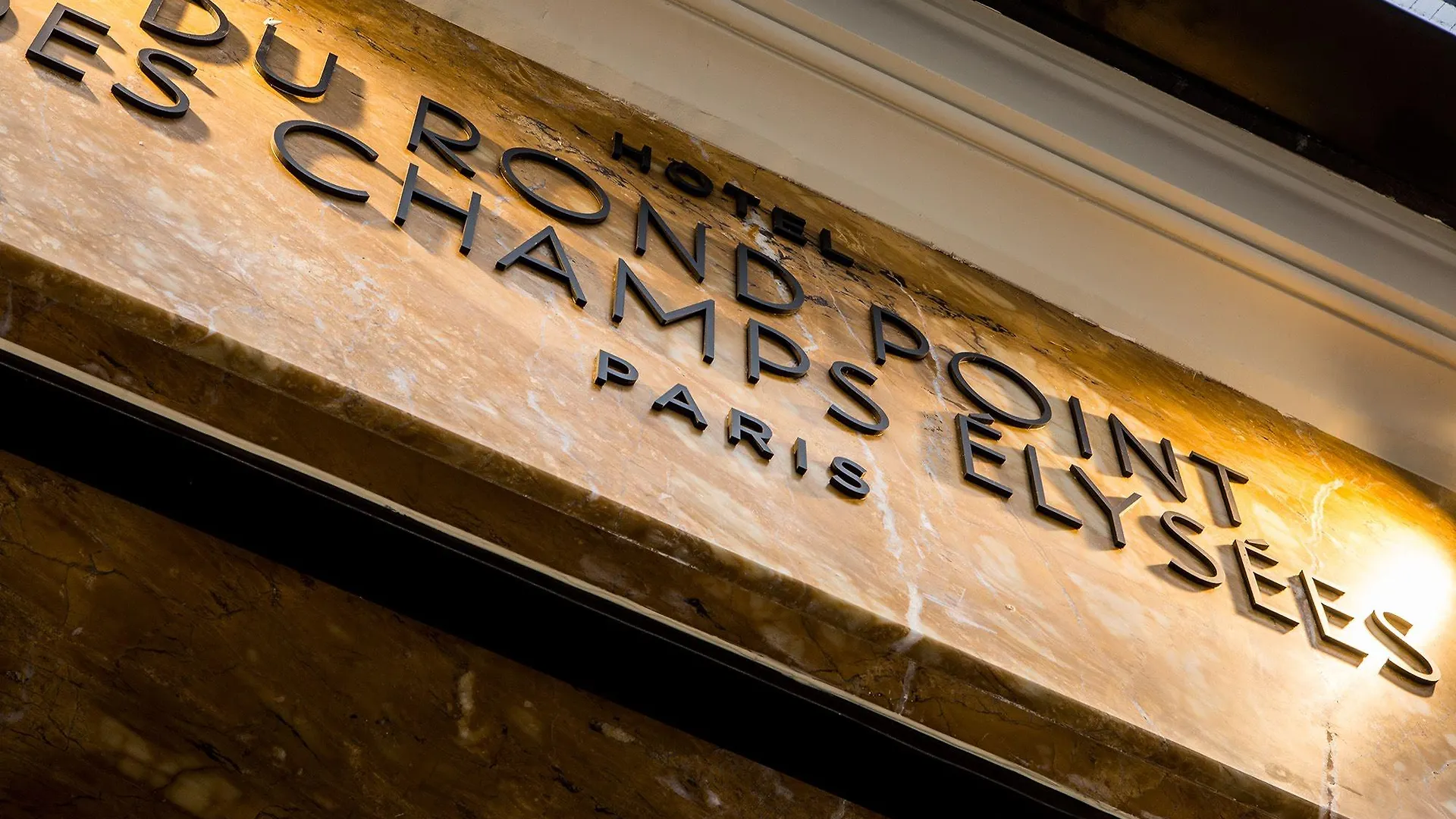 Du Rond-point Des Champs-elysees - Esprit De France 4*