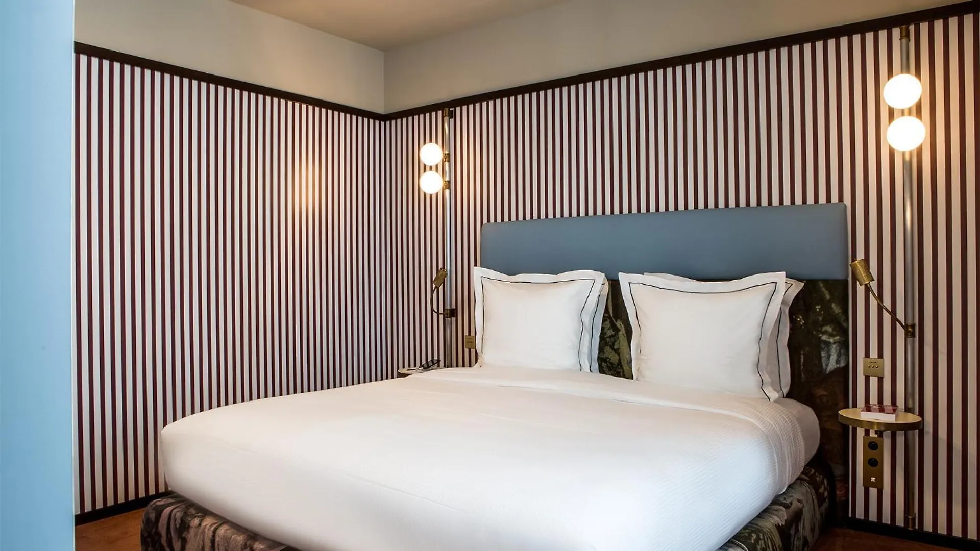 Du Rond-point Des Champs-elysees - Esprit De France Hotel 4*